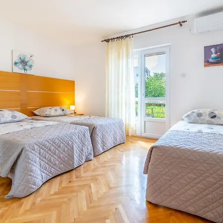4 & 6 Apartamento *