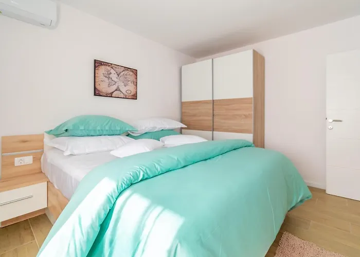 Appartamento 4 & 6 Makarska