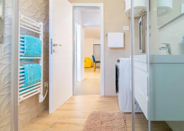 4 & 6 Appartamento Makarska