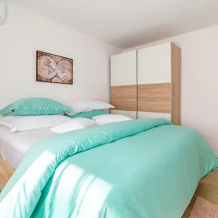Appartamento 4 & 6 Makarska