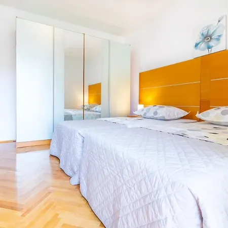 4 & 6 Appartamento Makarska